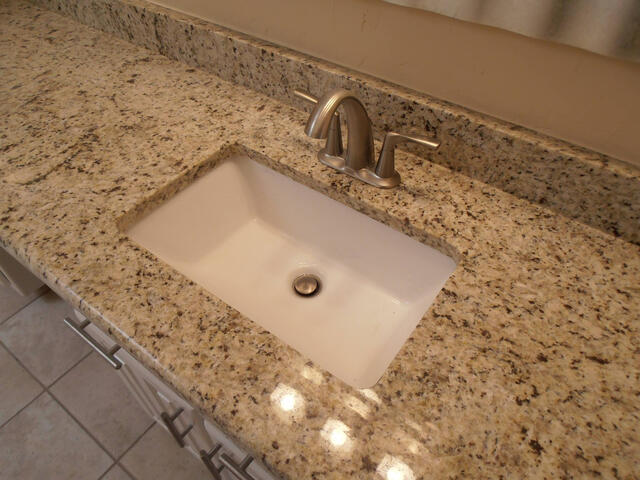 Custom granite and quartz countertops Fort Worth, Texas